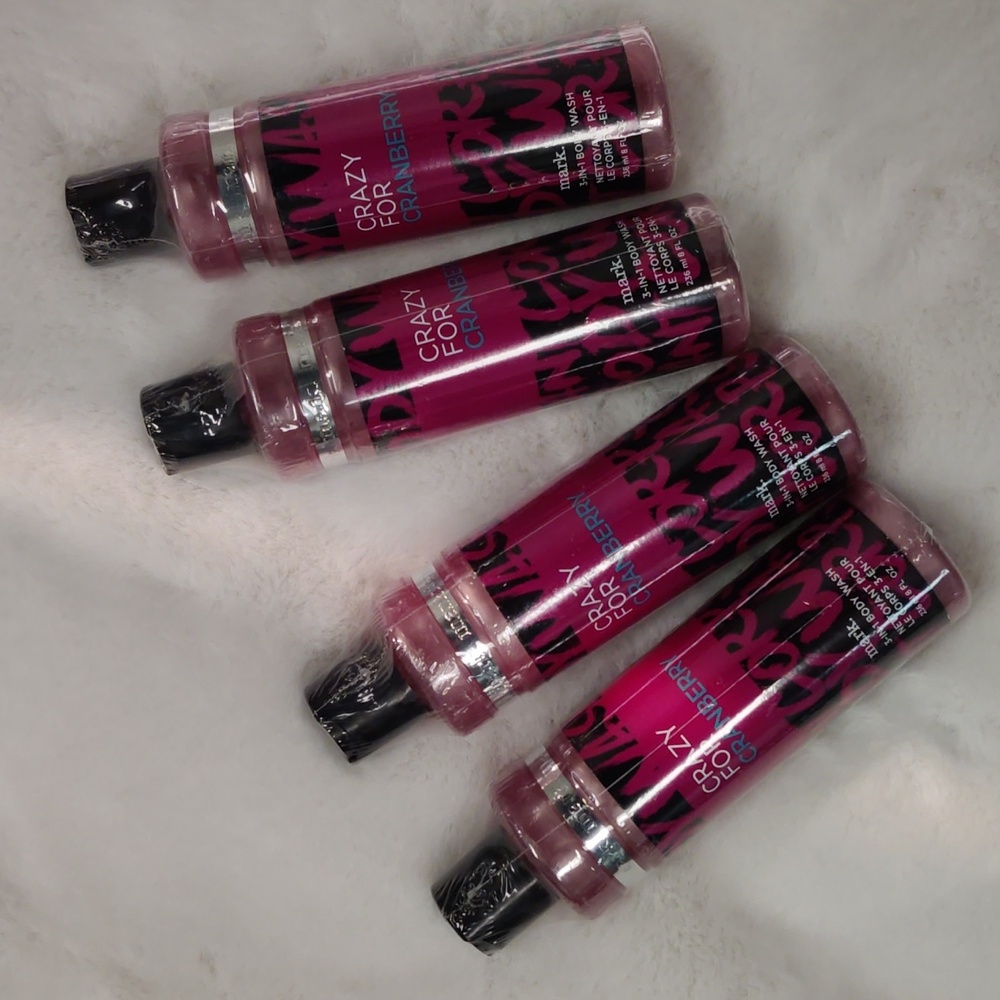 Avon Crazy for Cranberry body wash (lot of 4)